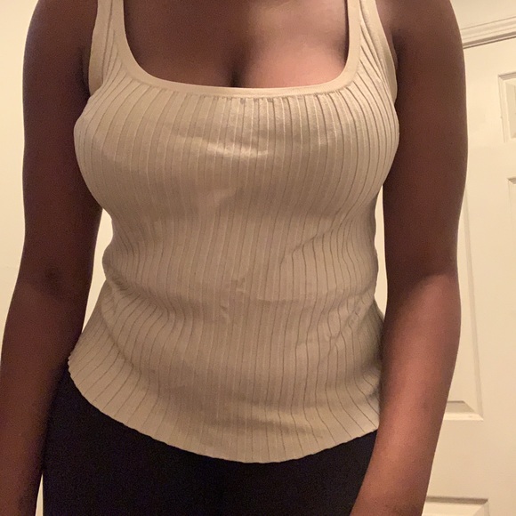 Tank top bundle - Picture 2 of 2